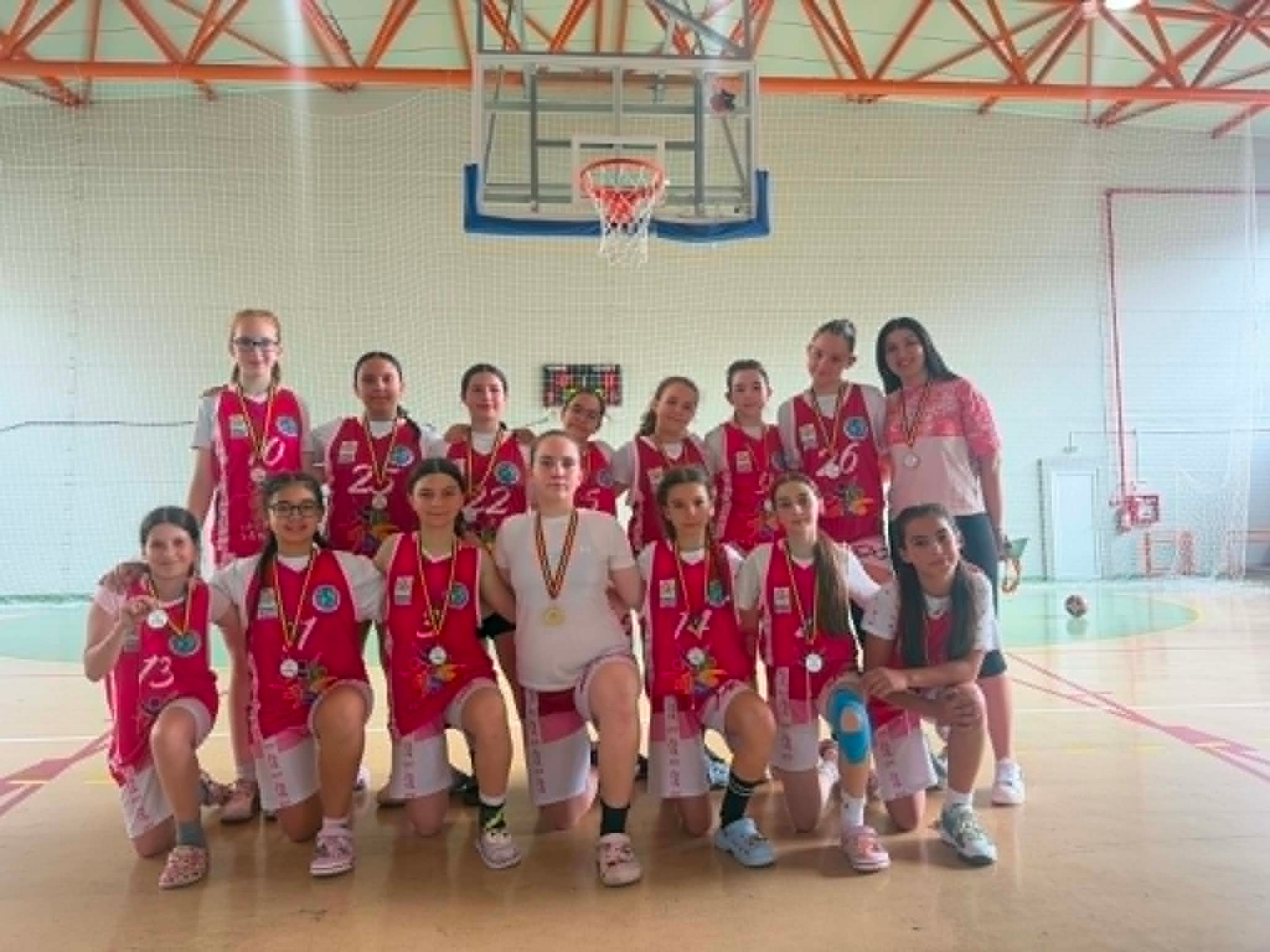 Baschet: Fetele de la LPS Galaţi au terminat pe locul 2 turneul final GVB la categoria Under 13