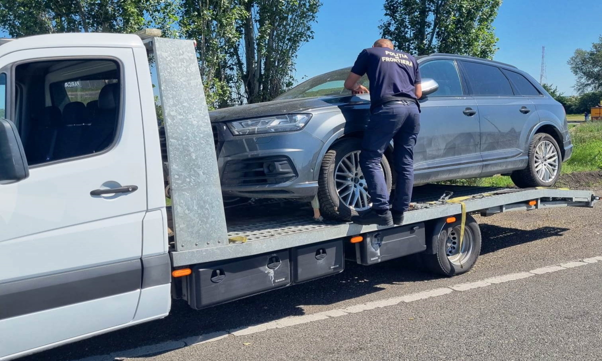 Autoturism căutat de autorităţile din Germania, descoperit de poliţiştii de frontieră în judeţul Vaslui