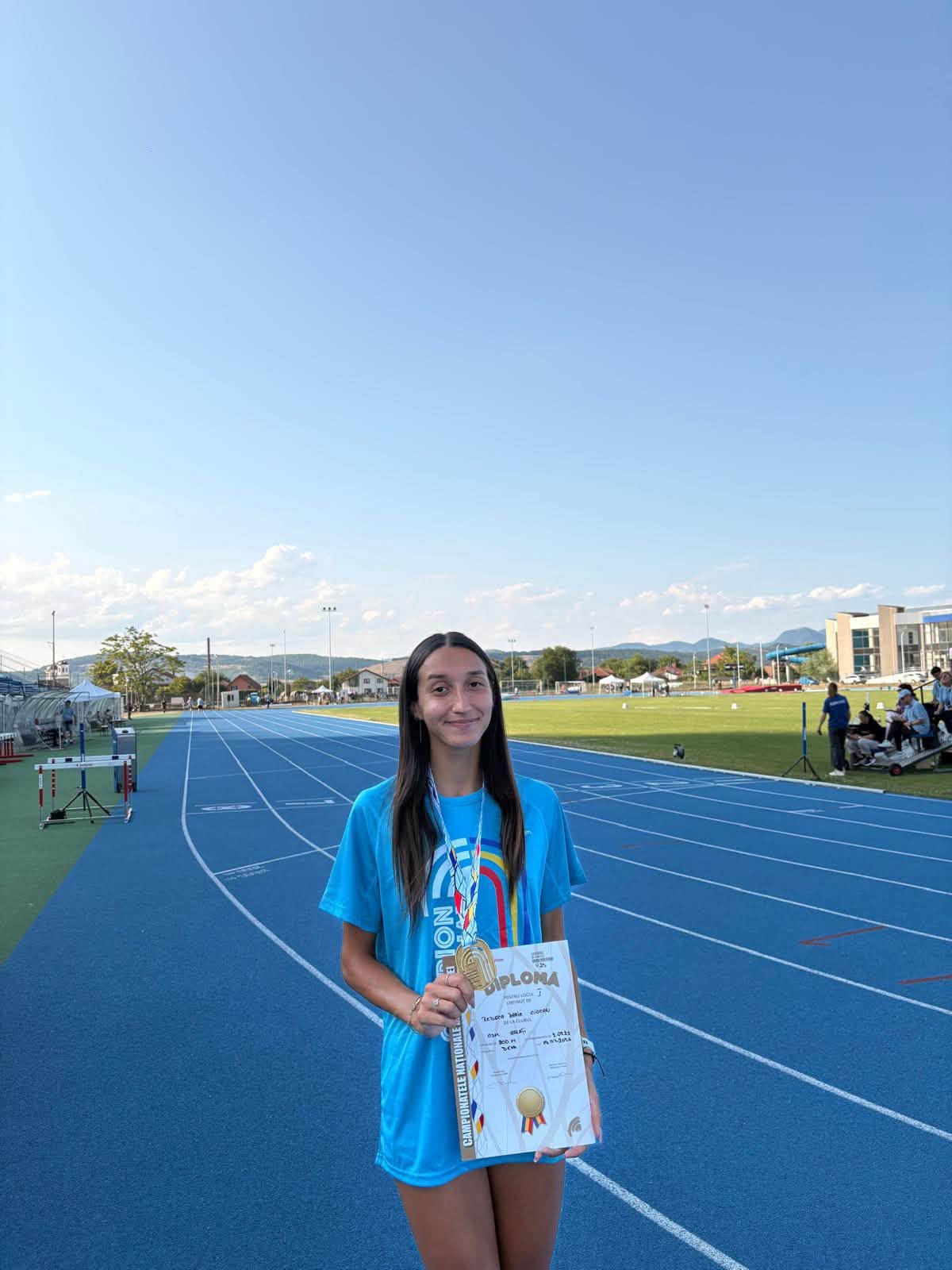 Atletism: Rebecca Daria Ciocan, campioană naţională la 800 m şi vicecampioană la 400 de metri