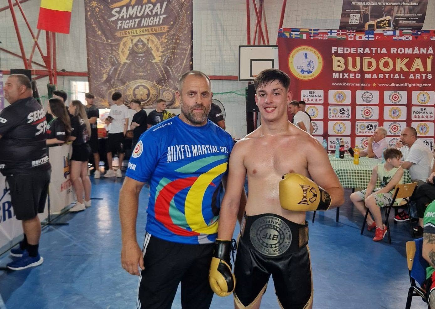 Arte marţiale: Opt medalii de aur şi o centură Born 2 Fight pentru gălăţenii de la Mixed Marţial Arts