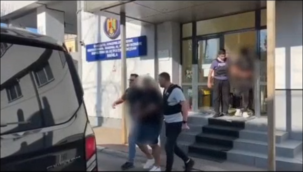 Membrii unei grupări de traficanți de droguri din Brăila, condamnați definitiv: Trei bărbați au fost săltați de polițiști și închiși în Penitenciarul Galați