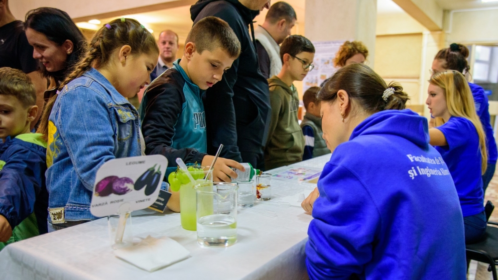 Știința a coborât din laboratoare în mijlocul comunității, la Noaptea Cercetătorilor Europeni 2026
