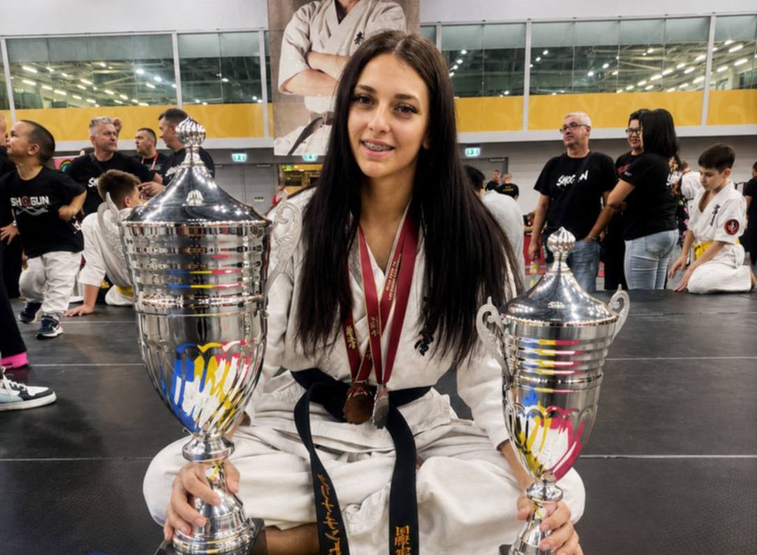 Gălățeanca Crina Marysia Chintoiu, reprezentanta României la IBK World Cup, a urcat de două ori pe podium la Budapesta