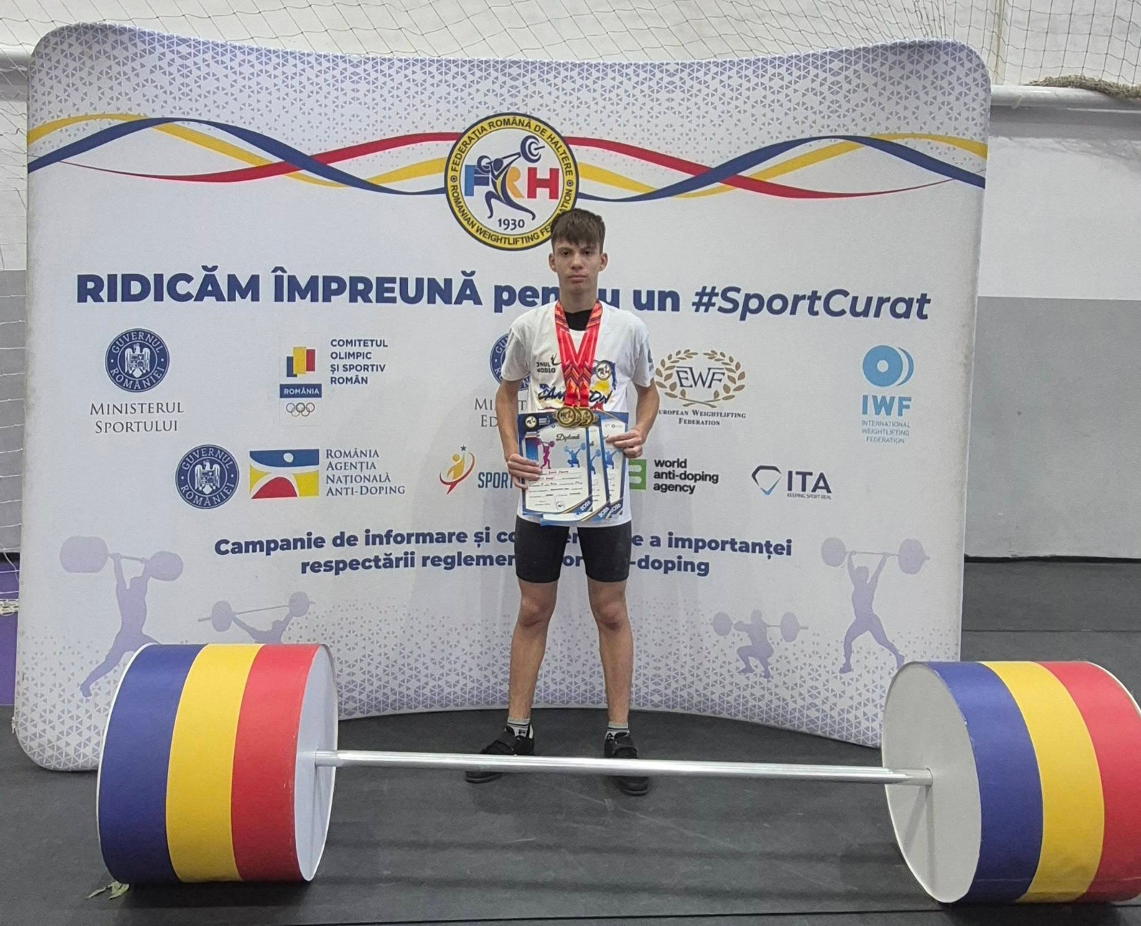 Haltere: Halterofilii gălățeni de la CSȘ și CSM Dunărea au urcat pe podium. Șase medalii de aur pentru Eduard Daria și Eduard Marian Habelea
