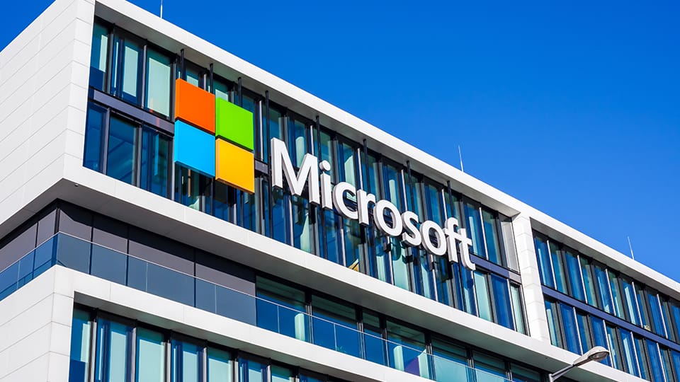 Microsoft brevetează reclamele care întrerup jocurile PC: pauze publicitare fără buton de „Skip”