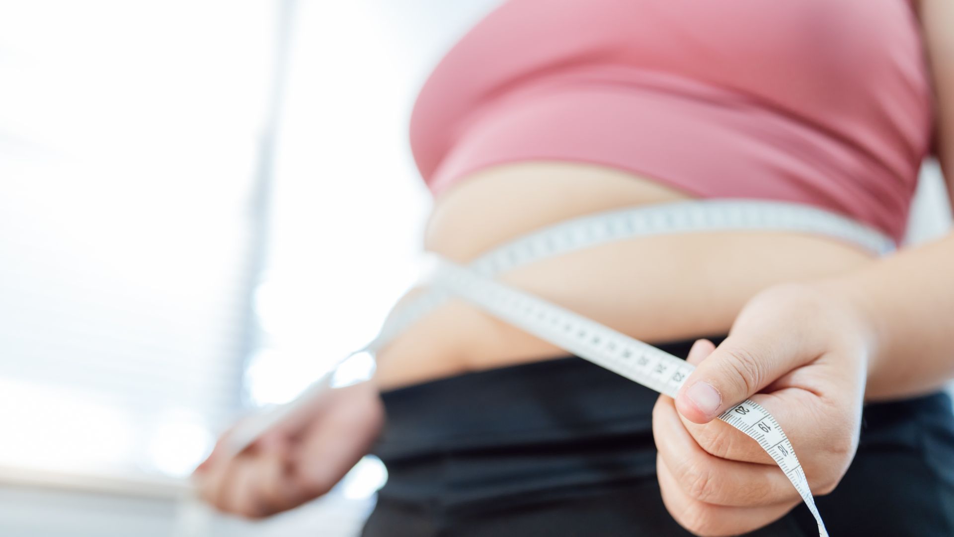 Obezitatea, „gaura neagră” a economiei europene: Costurile bolii depăşesc bugetele de Apărare din mai multe state occidentale