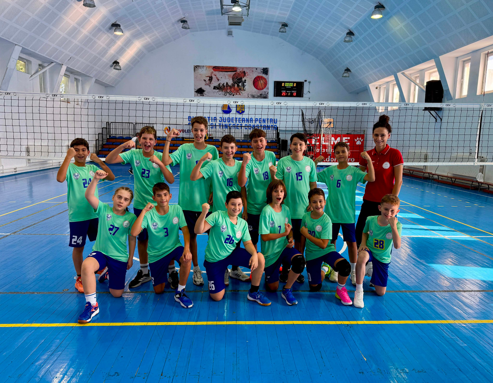 Volei juvenil: Cei mai mici voleibaliști de la CSM Arcada Galați s-au întors neînvinși de la Constanța