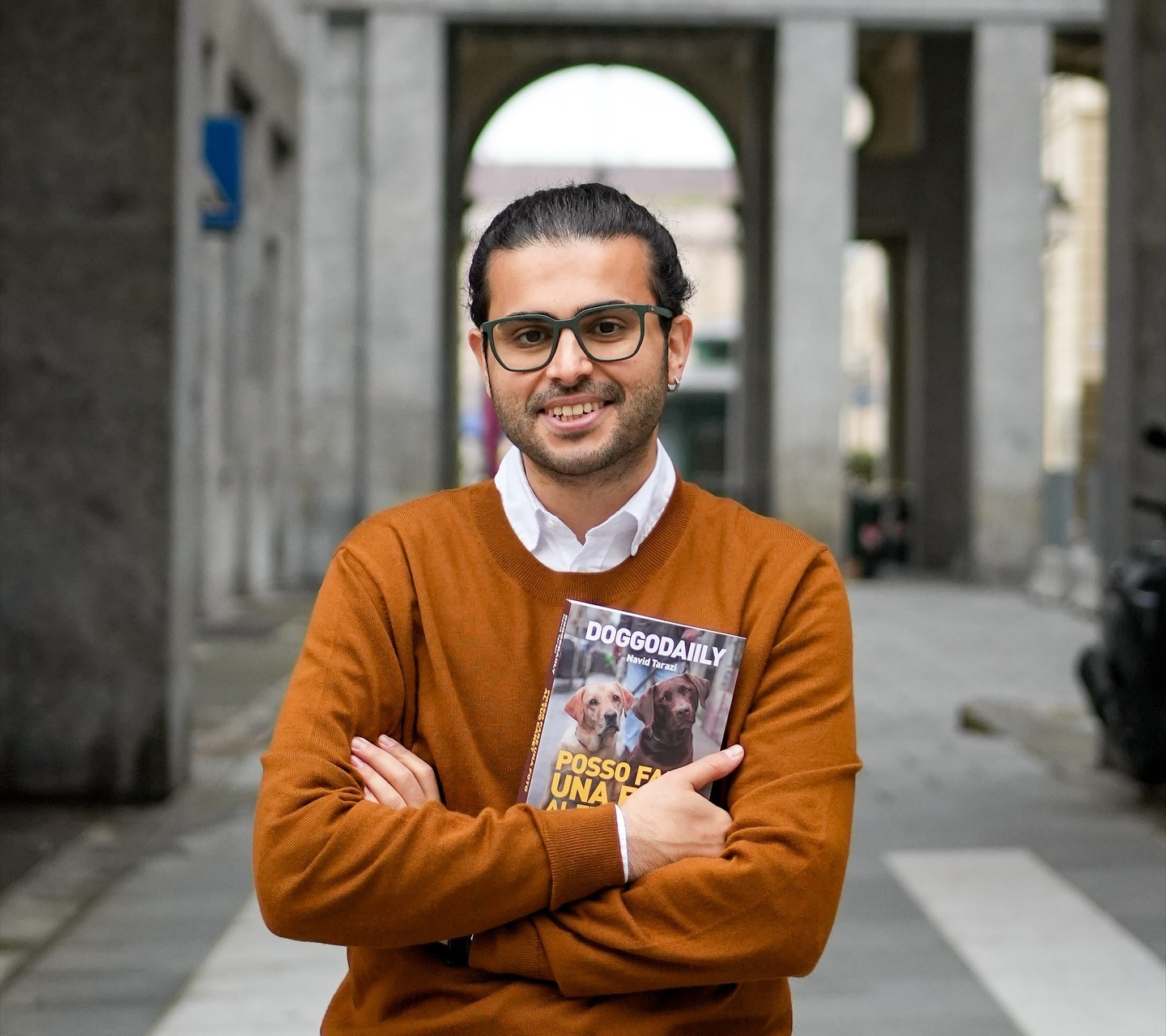 Bărbatul care nu avea voie să fotografieze câini. Povestea lui Navid Tarazi, iranianul care a transformat interdicția în libertate