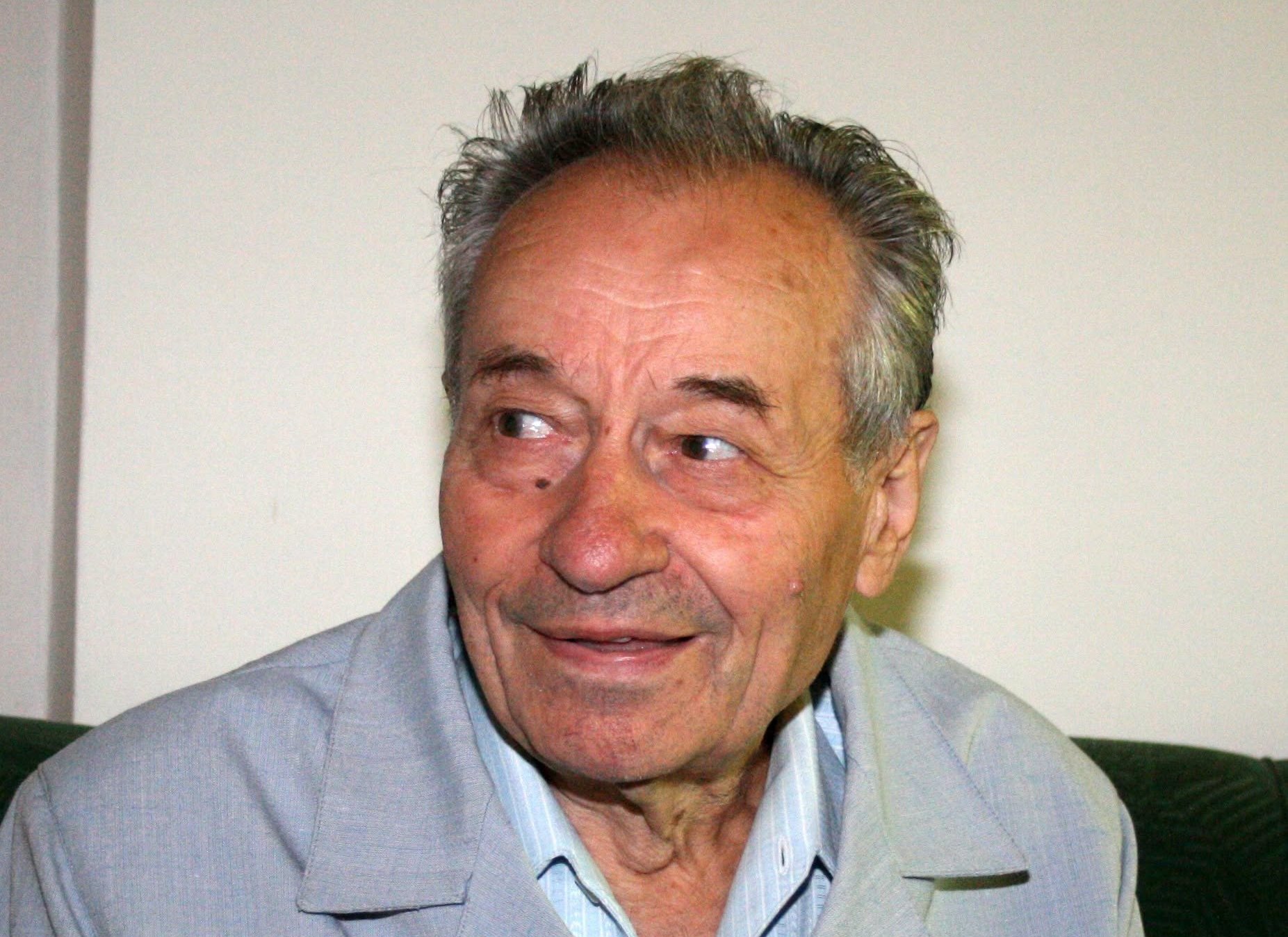 Doliu în învățământul gălățean: S-a stins din viață reputatul profesor de biologie Iurie Novac