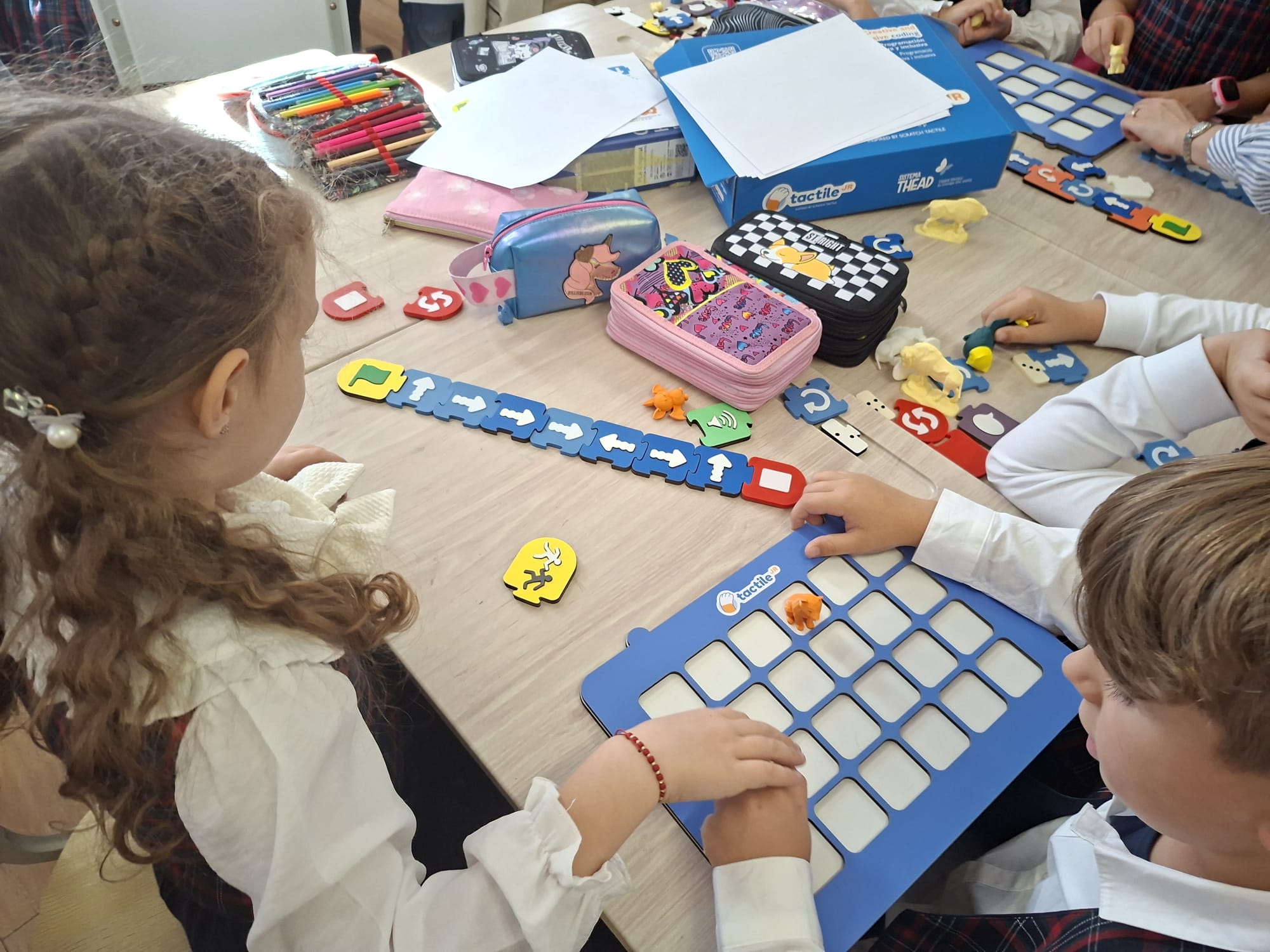 Când joaca devine programare: aventura elevilor din clasa I E de la Școala Gimnazială Nr. 28 Galați