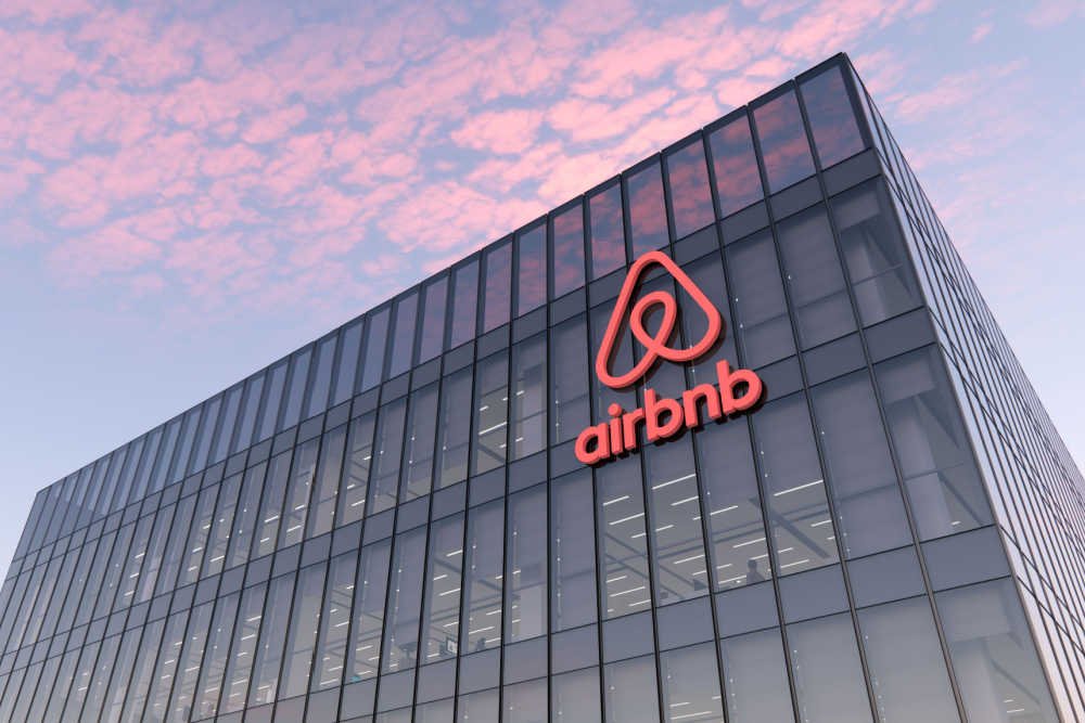 Airbnb interzice gazdelor să impună treburi casnice consumatoare de timp la plecarea oaspeţilor