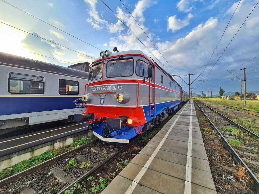 Atenţie, călători! Se modifică mersul trenurilor spre Aeroportul Henri Coandă: Lucrări la infrastructură şi curse deviate prin Chitila între 28 şi 30 octombrie