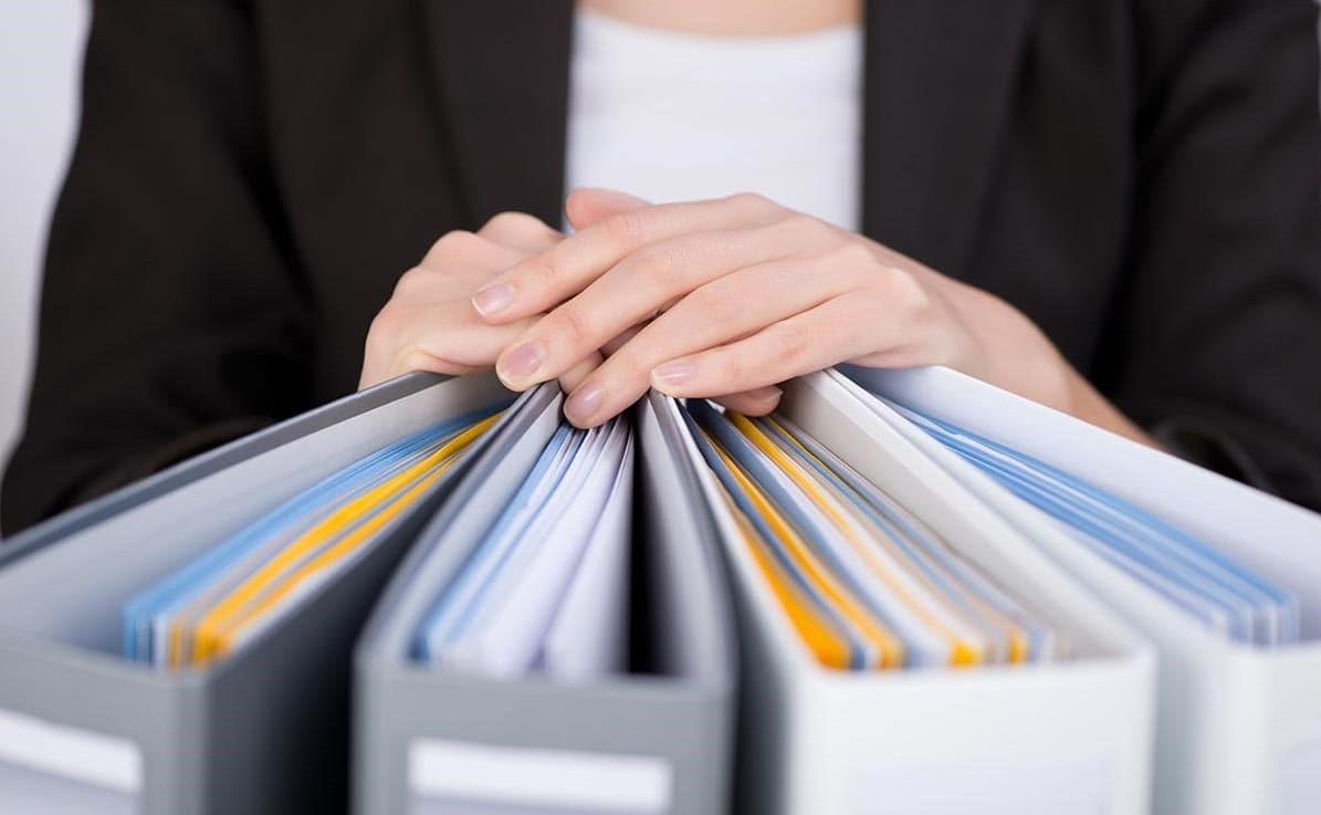 Undă verde de la CCR: Consiliul Concurenţei poate folosi dovezi strânse de alte instituţii pentru a sancţiona trucarea licitaţiilor publice