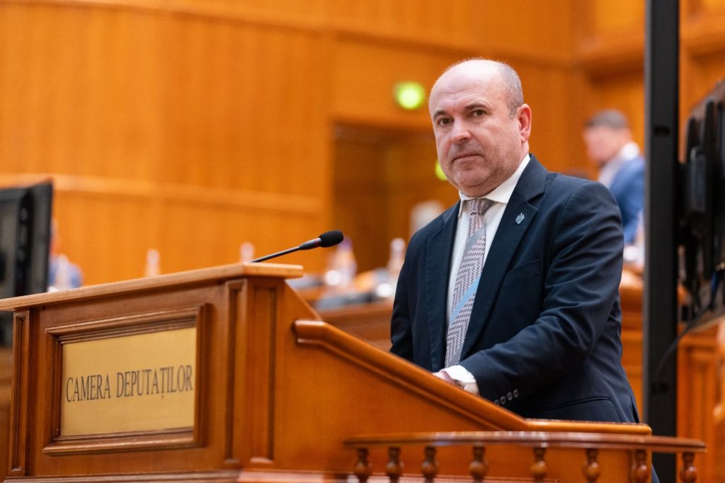 Deputatul Dorel Vulpoiu (AUR): „Accesul la locuinţe sociale trebuie să fie menţinut pentru victimele care nu beneficiază efectiv de o locuinţă”
