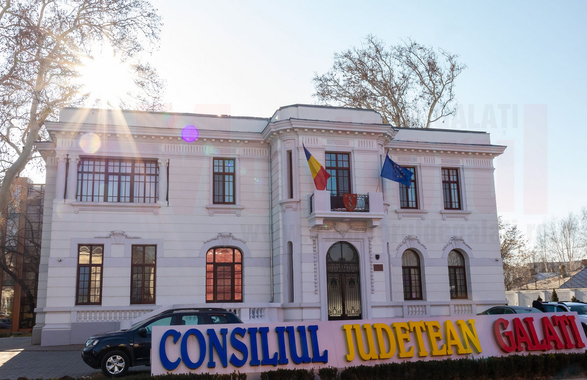 Consiliul Județean Galați va fi iluminat în roz astăzi, 1 octombrie, de Ziua Internațională de Luptă împotriva Cancerului de Sân